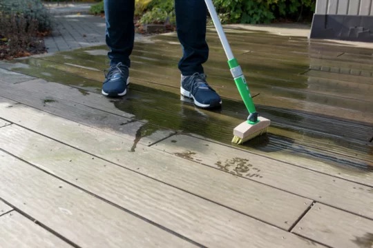 OSMO kartáč k čištění teras a